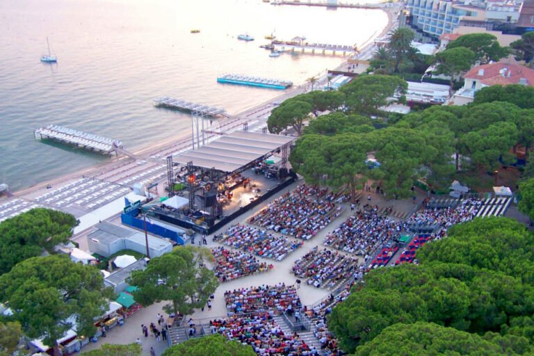 Jazz à Juan et Jammin’Summer 👟 Festivals de jazz à Antibes