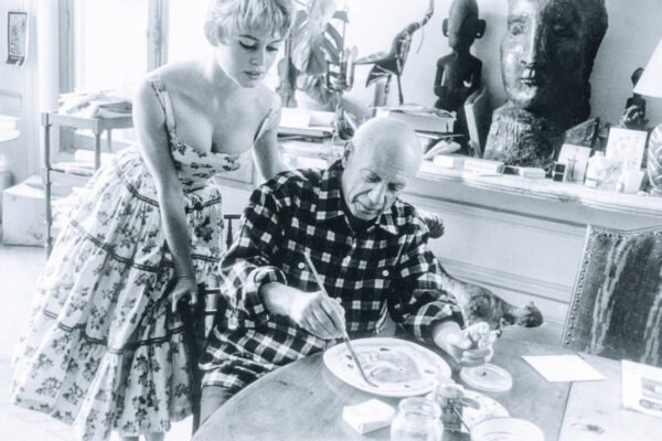 Incredible Stories Behind the Celebrities That Made the Riviera - french riviera history2