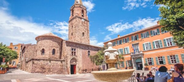 Towns of L’Esterel: Saint-Raphaël & Frejus - l esterel massif travel guide frejus 1