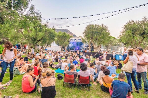 Les Nuits Guitares 🎸 Guida a Beaulieu-sur-Mer - serate dedicate alla chitarra a Beaulieu, guida all'evento Les Nuits Guitares 1 1