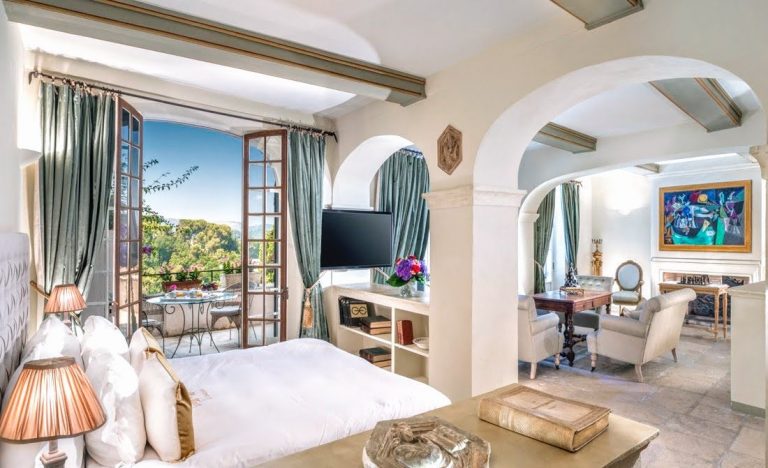 Hotel Booking Tips (Avoid Disappointment!)